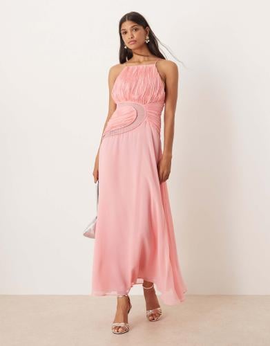 فستان طويل واسع