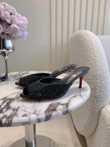 كعب كريستيان لوبوتان هاي كوالتي