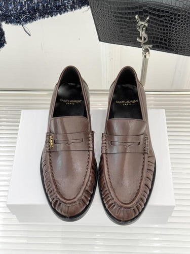 لوفر سان لوران