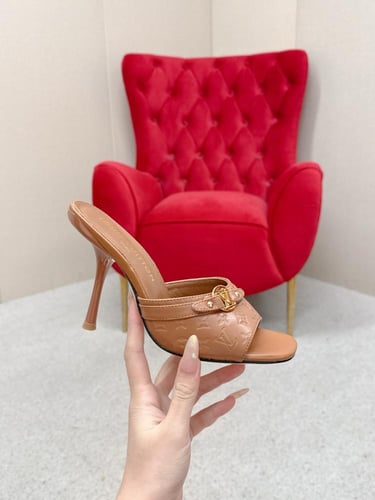 كعب لويسفيتون هاي كوالتي