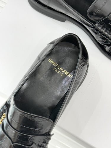 لوفر سان لوران