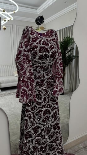 فستان مطرز عودي