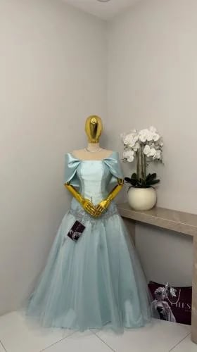 Blue dress