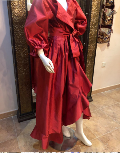 جلابية لف لون احمر مقاس xL