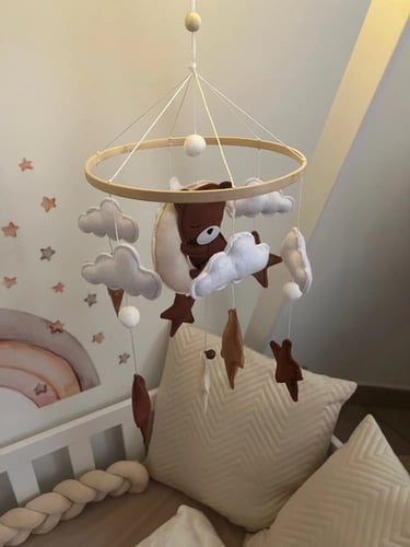تعليقه سرير