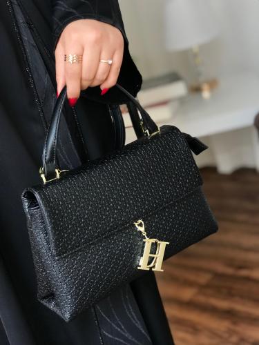 شنطة Ch لونين