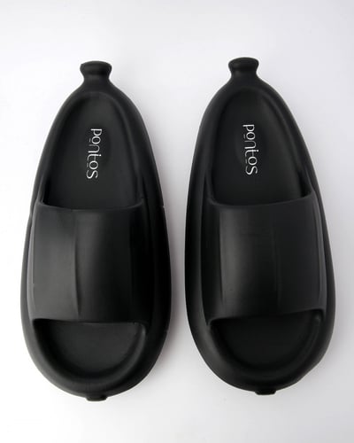 شبشب بنانا الاسود