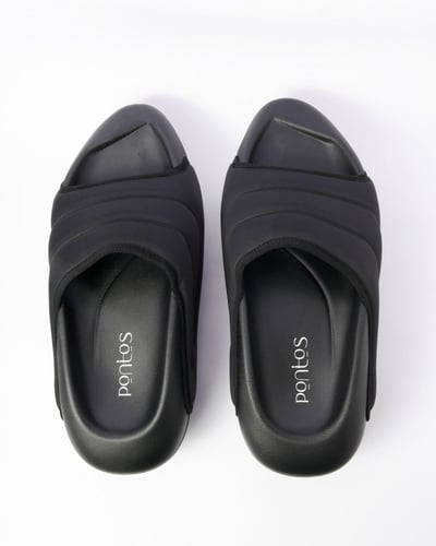 شبشب يخت اسود