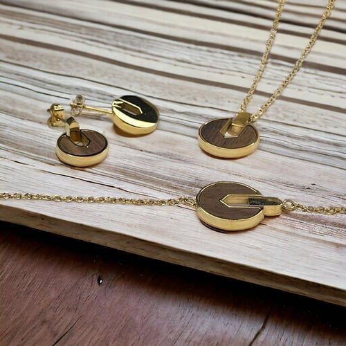 قولد هاف مون