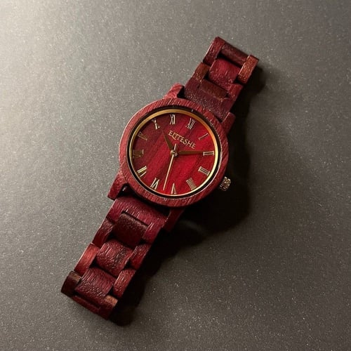 فايوليت رومان - نسائية