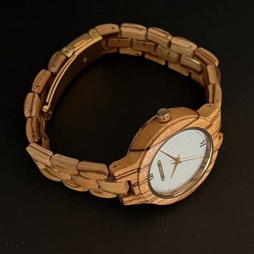 لايت براون فلاور - نسائي