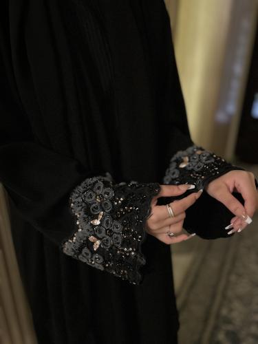 عباية تاليا