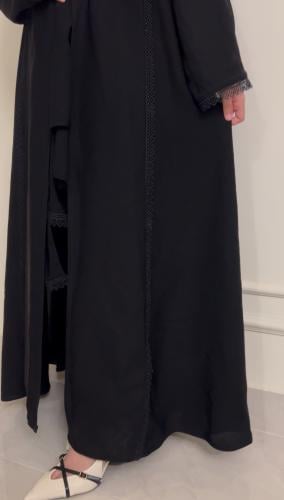 (عباية صبا ) بالدانتيل تفصيل ممتاز