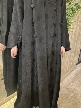 عباية أنيقة متوفر لونين