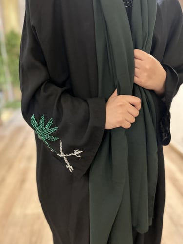 عباية وطنيه متوفره الوان