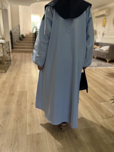 عباية تخرج اللون حسب الطلب