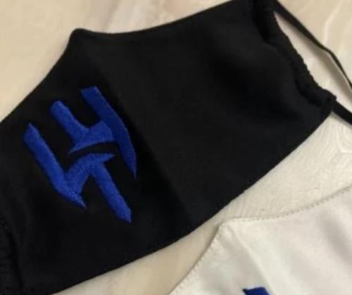 كمامة الهلال متوفره لونين