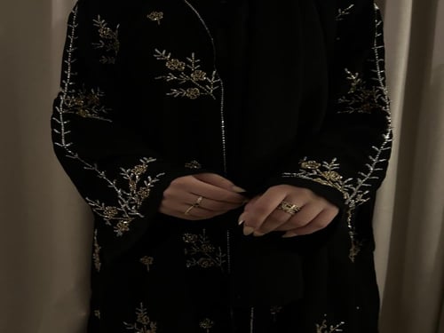 عباية الهنوف