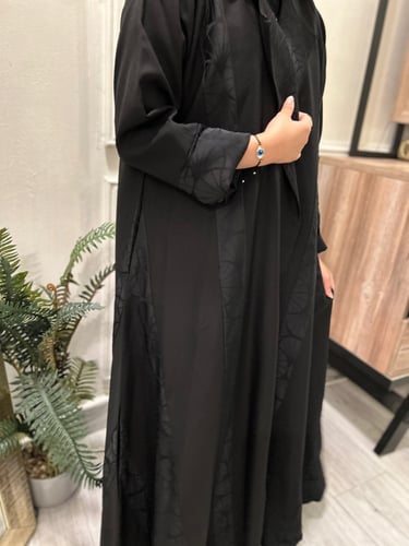 عباية كلوش بتدخيلات