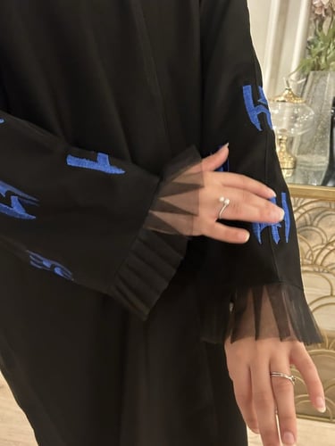 عباية الهلال تطريز