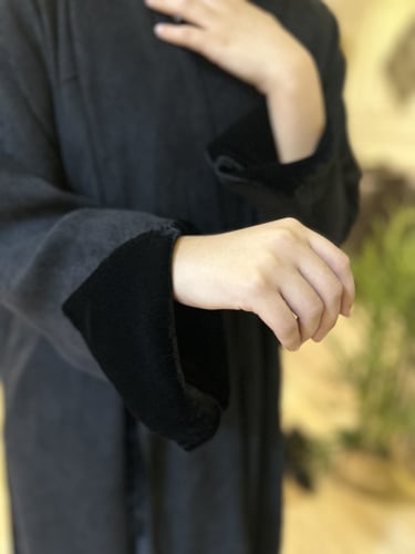 عباية سوسن ) فماش جوخ بتدخيلات مخمل