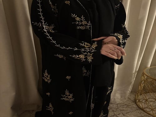 عباية الهنوف