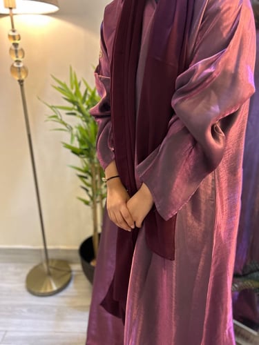 عباية لون مموج لمعه