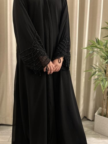 عباية رغد )شيفون بأكمام مزينه بالشك متوفر خيارات