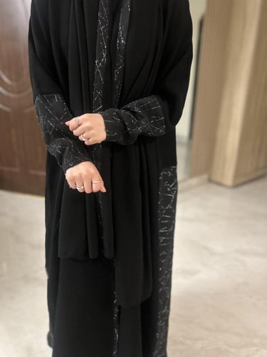 عباية منال بتدخيلات فخمه