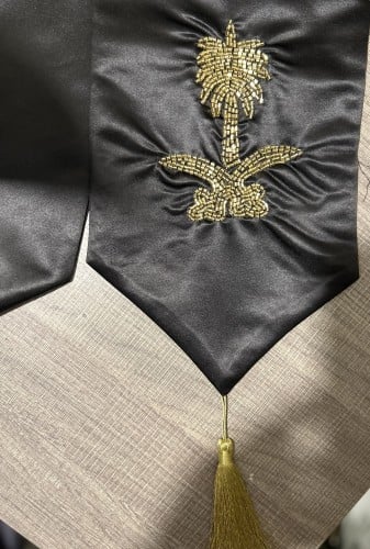 وشاح وطني اسود