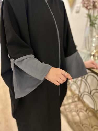 عباية لف اكمام رمادي