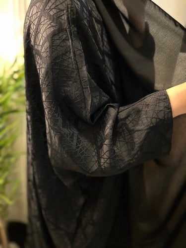 عباية نص بشت