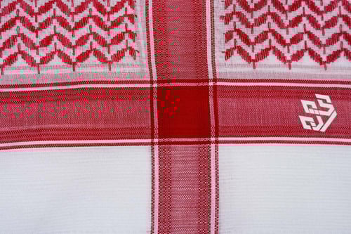 شماغ التاج بلاتينـي 557-2023