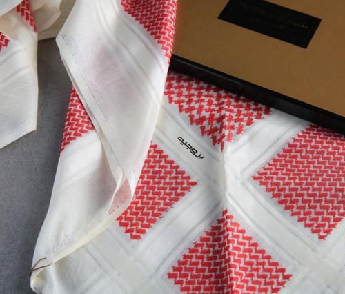 شماغ بروجيه رجالي احمر بيج موديل 3