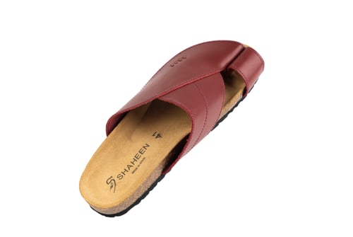 حذاء المميز عنابي ارضية مايكرو