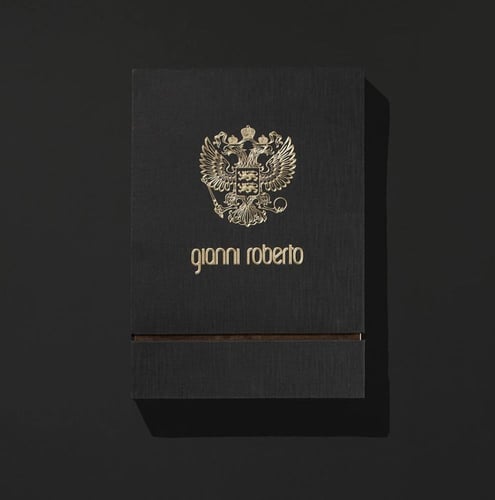 شماغ جياني روبرتو Gianni Roberto الإيطالي