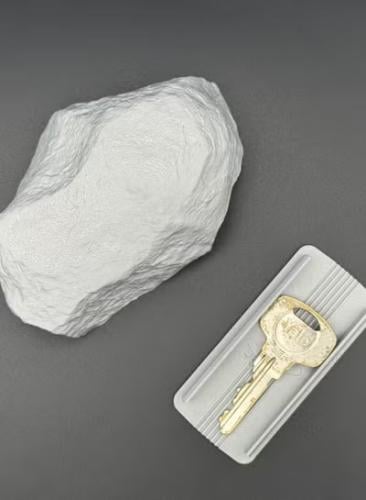 صخرة سرية لتخزين المفاتيح – حل آمن ومخفي للمفاتيح...