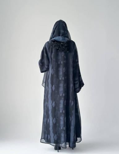 W375