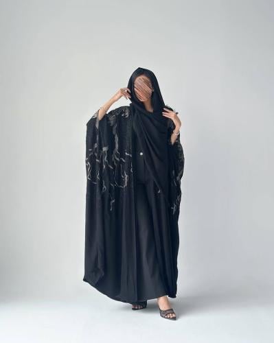 W376