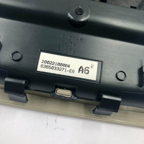 ديكور لمبات سقف فتحة كامري / أوريون من موديل 2007...