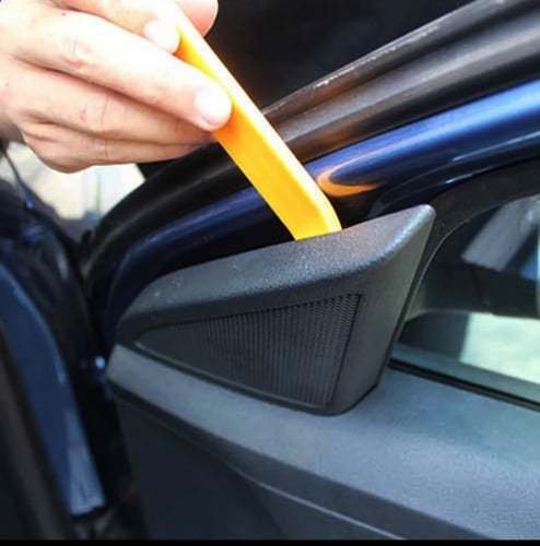 مفك ديكور السيارة