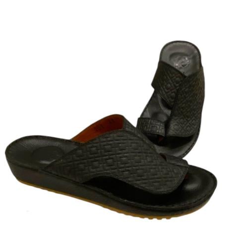 حذاء اماراتي