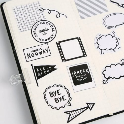 ملصقات عبارات و اشكال ابيض و اسود | خمس حبات