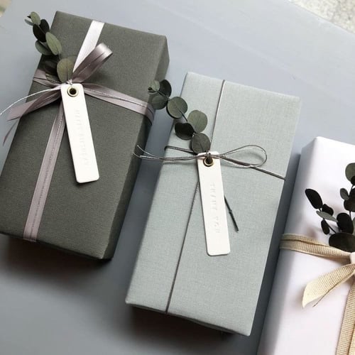 تغليف هدية حسب الطلب متاح داخل جده