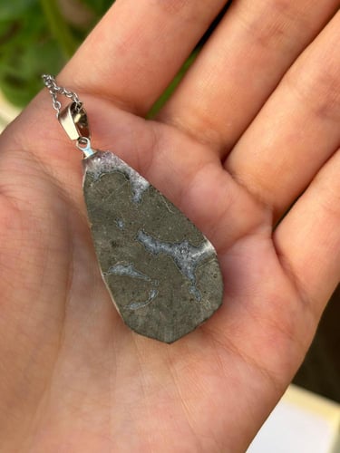 قلادة اميثيست ( جشمت ) خام