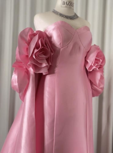 فلور- Pink flower