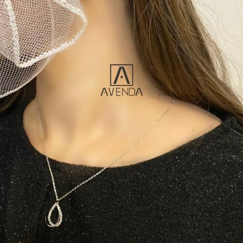 طقم زركون بتصميم الماس