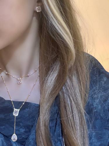 طقم مميز للؤلؤ