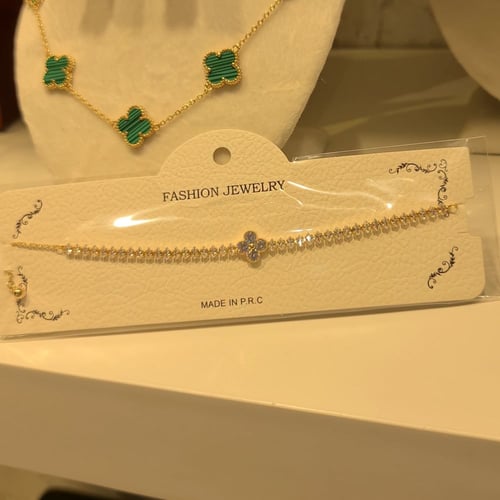 سلسال شوكر لون ذهبي.