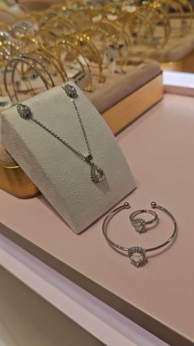 طقم اطفال أنيق